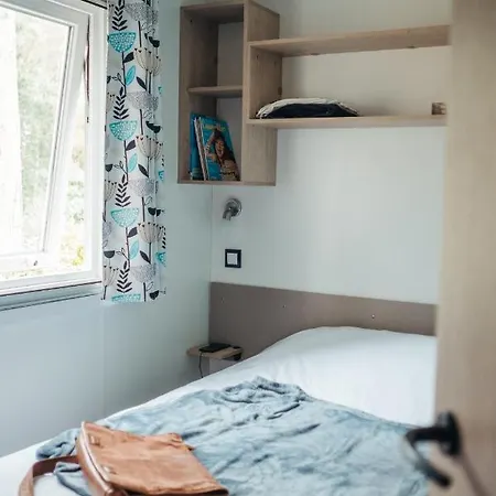Campingplatz Mobil Homes Xxl2 4 - Le Ranch Des Volcans Châtel-Guyon